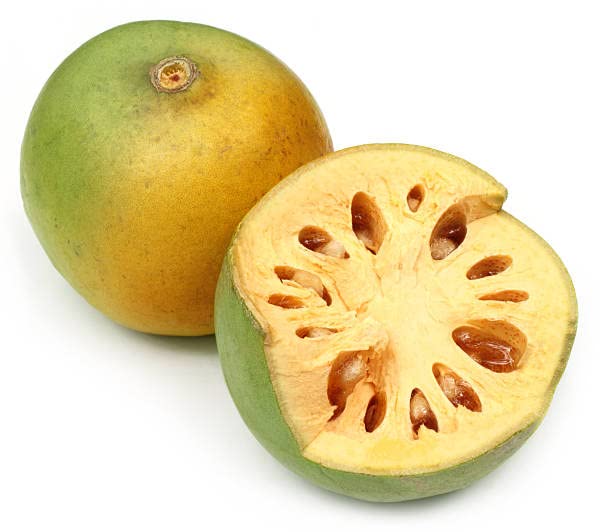 Yellow Aegle Marmelos Fruit Seeds – Heirloom & Non-GMO Seeds for Aromatic Bael Fruits in Your Home Orchard