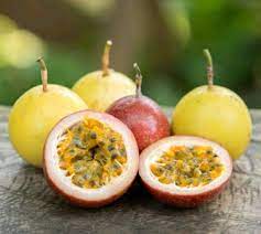 Yellow Passion Fruit Seeds - Grow Refreshing, Tangy Yellow Passion Fruits  100 pcs